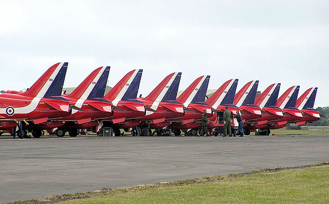 File:Red.arrows.allten.arp.jpg