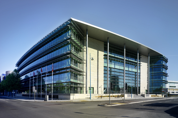 File:Carnival House.jpg