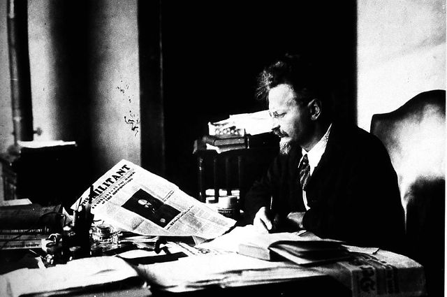 File:Trotsky militant.jpg
