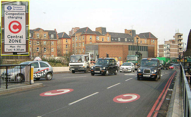 File:London Congestion Charge, Old Street, England.jpg