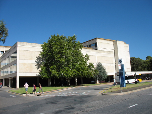 File:Flindersmed.jpg