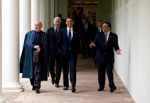 File:Barack Obama, Hamid Karzai & Asif Ali Zardari after trilateral meeting 5-6-09 1.jpg