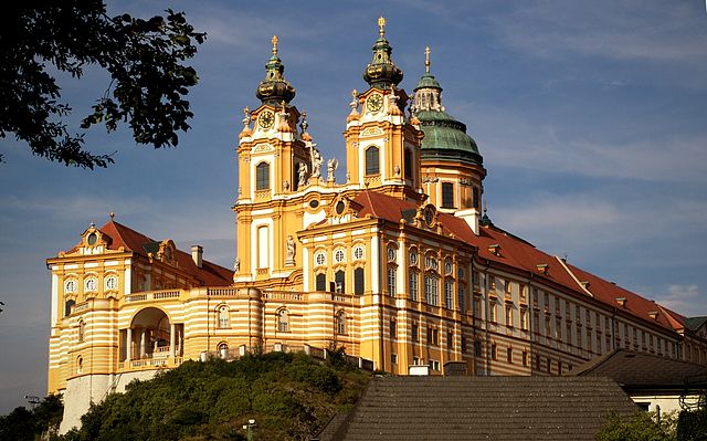 File:Stift melk 001 2004.jpg