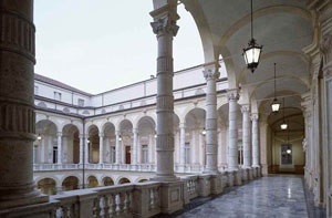 File:Loggiato.jpg