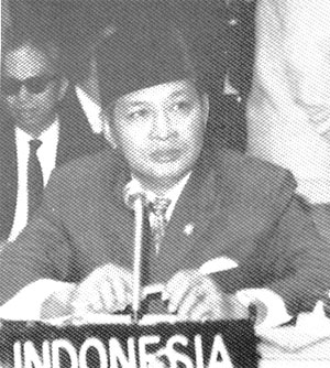 File:SuhartoNAMLusaka1970.jpg