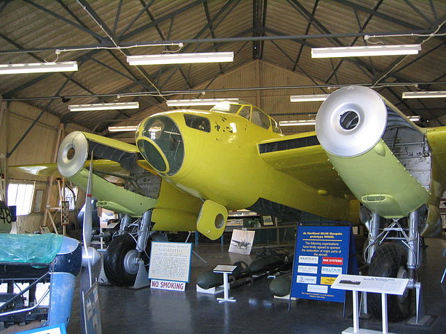 File:De Havilland Mosquito - Prototype 1.jpg