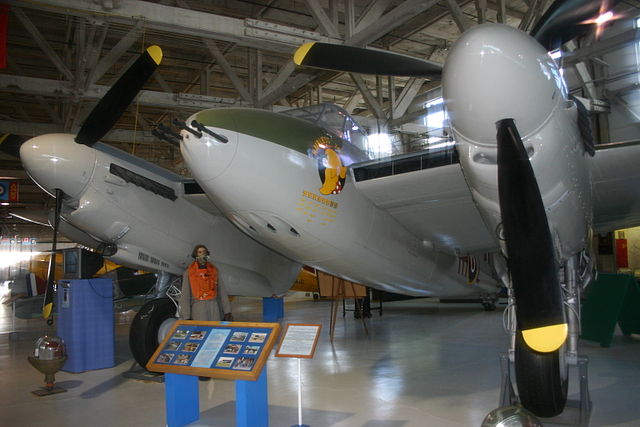 File:De Havilland Mosquito B.35.JPG