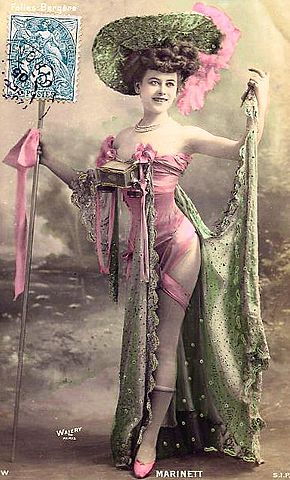 File:FolliesBergereBoxCostume.jpg