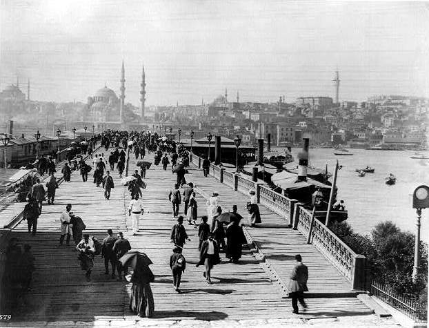 File:Galata Bridge, Istanbul (Constantinople).jpg
