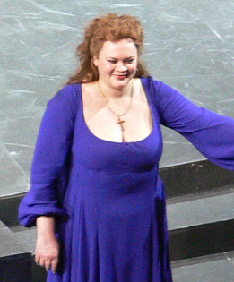 File:Violeta Urmana.jpg