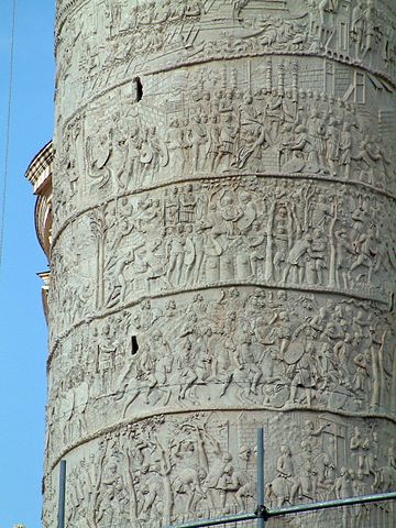 File:Relief Kolumna Trajana.jpg