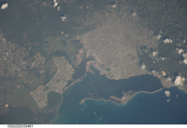 File:Kingston, Jamaica.JPG