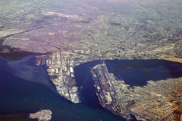 File:Karachi port and harbour aerial.jpg