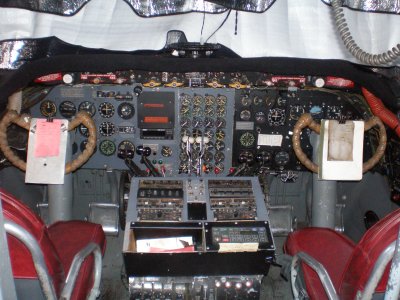 File:VH-PAF.jpg