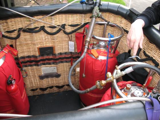 File:Hot air balloon fuel tanks.jpg