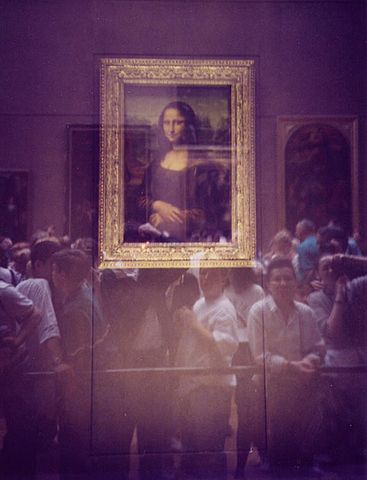 File:Mona-lisa-through-glass.jpg