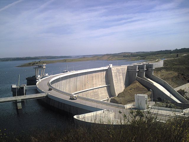 File:Alqueva dam-Rio Guadiana.JPG