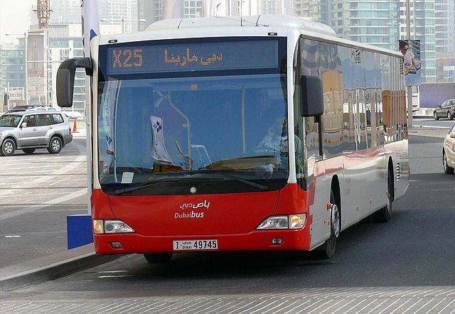 File:Dubai Bus on 26 December 2007 Pict 2.jpg