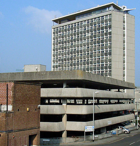 File:Plymouth Civic Centre.jpg