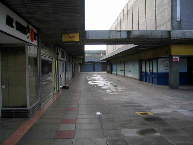 File:Old drakes circus.jpg