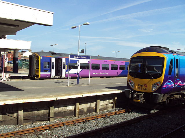 File:158757 and 185144 at Blackpool North - DSC06499.JPG
