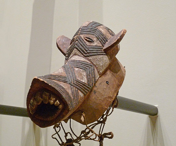 File:Masque probablement Bobo-Burkina Faso (2).jpg