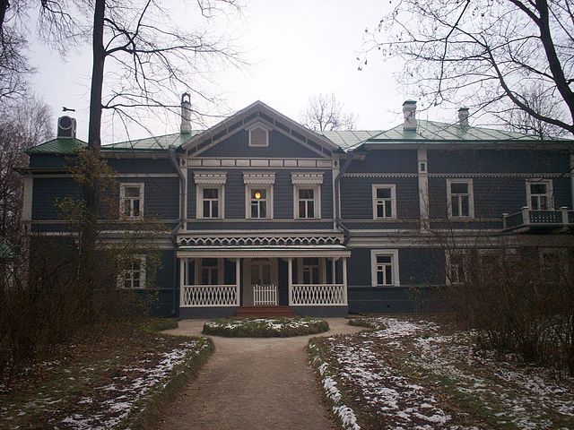 File:Pjotr T&scaron;aikovskin kotimuseo.jpg