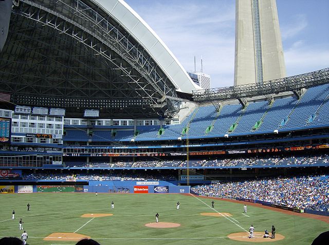 File:Tigersbluejaysapril2008.jpg