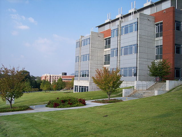 File:J Erskine Love Jr Manufacturing Building.jpg