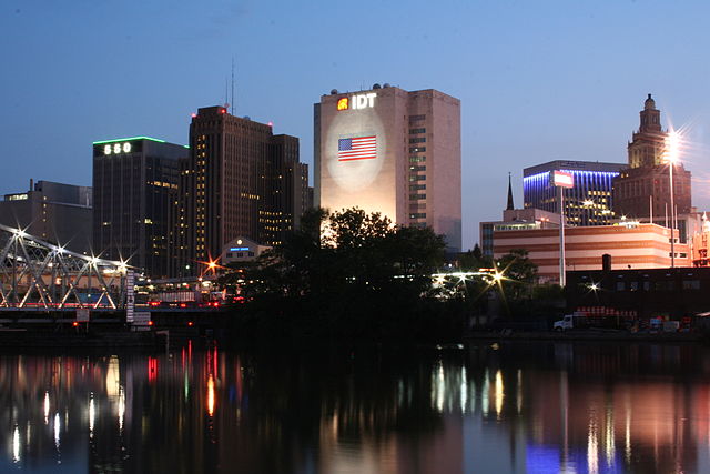 File:Newark, New Jersey at night.jpg