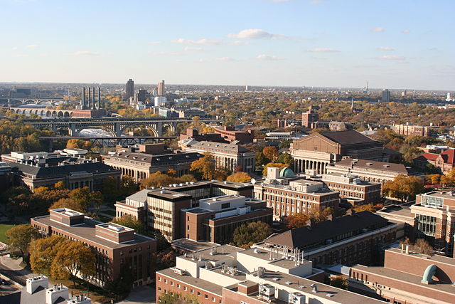 File:UMN-NorthrupMall.jpg