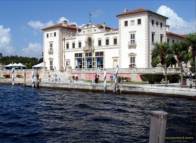 File:Villa Vizcaya.jpg