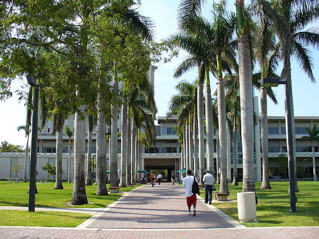 File:University of Miami Otto G. Richter Library.jpg
