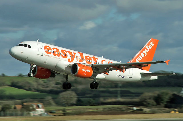 File:G-EZIA departing Bristol.jpg