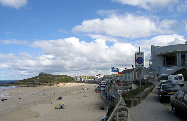 File:St Ives, Cornwall, Porthmeor Beach.jpg