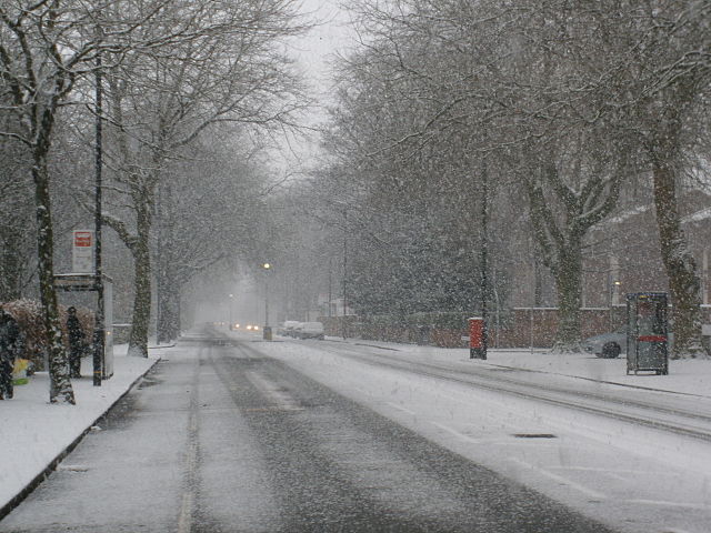 File:Upper Chorlton Road in the Snow.jpg