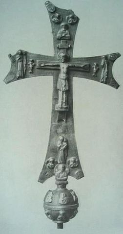 File:David III cross, Georgia.JPG