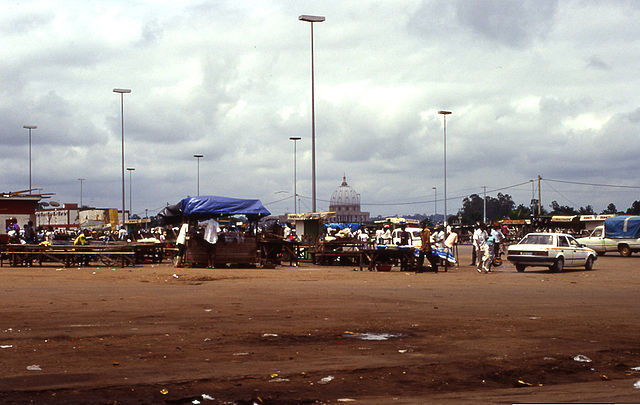 File:Yamoussoukro.jpg