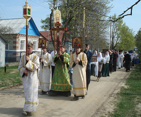 File:Crucession Davidovo-Elizarovo Guslitci Moscow reg 8504.jpg