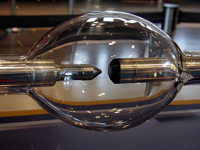 File:Xenon short arc 1.jpg