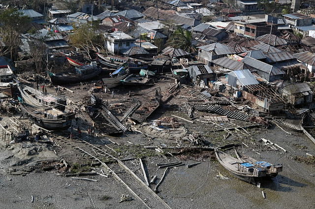 File:Sidr damage.jpg