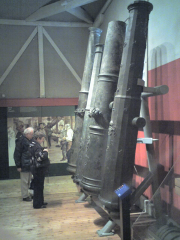 File:Bronze Demi Cannon Culverins Pmoth.png