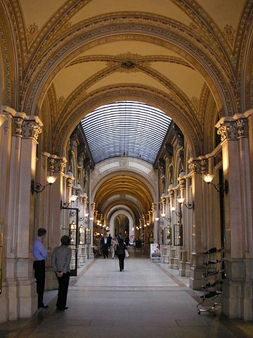 File:Palais Ferstl Vienna June 2006 002.jpg