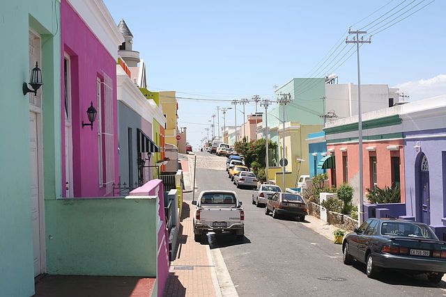 File:Cape Town Bo-Kaap city street.jpg