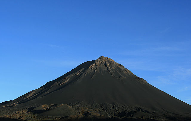 File:Mount fogo.jpg