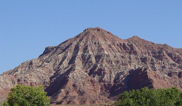 File:Moenkopi Formation.jpeg