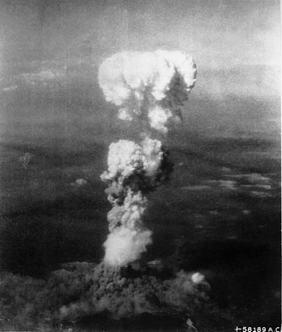 File:Atomic cloud over Hiroshima.jpg