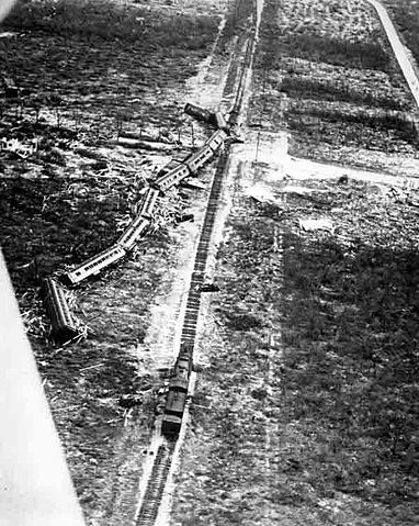 File:Train derailed by the 1935 hurricane.jpg