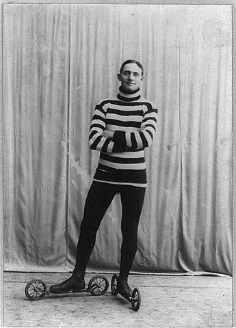 File:Roller skating c 1905.jpg