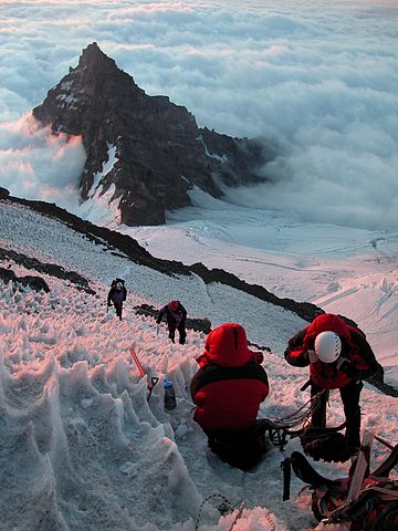 File:M Rainier.jpg